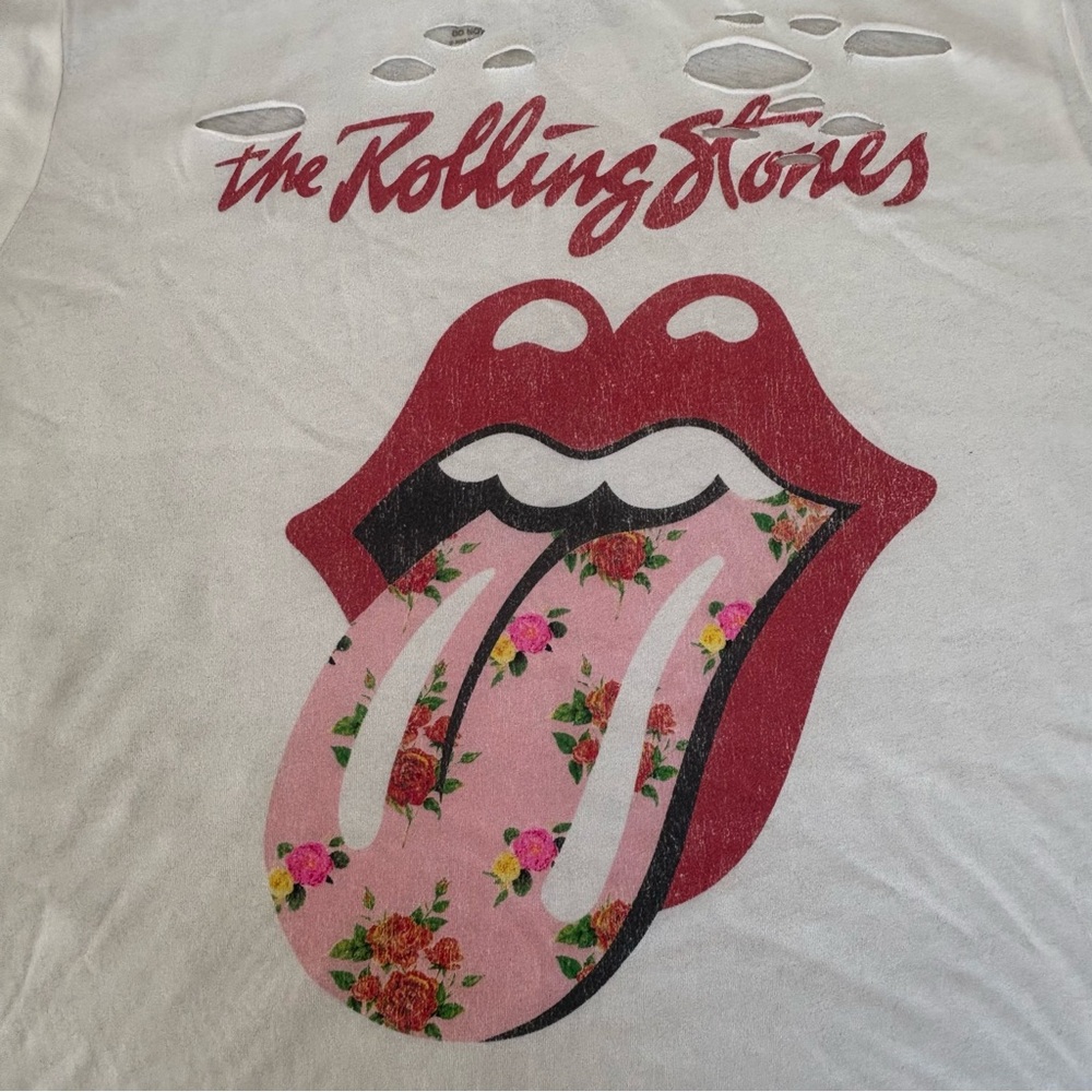 Distressed Rolling Stones Graphic Tee - Picture 8 of 12